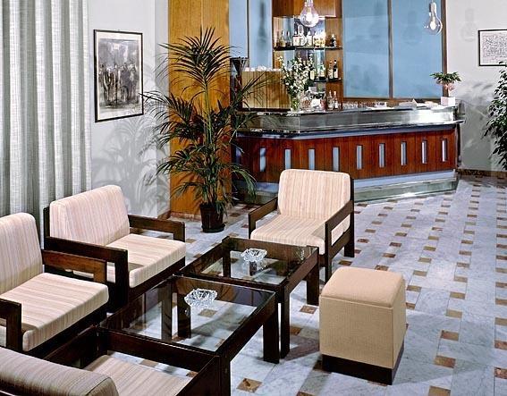 Hotel Continental Фано Экстерьер фото