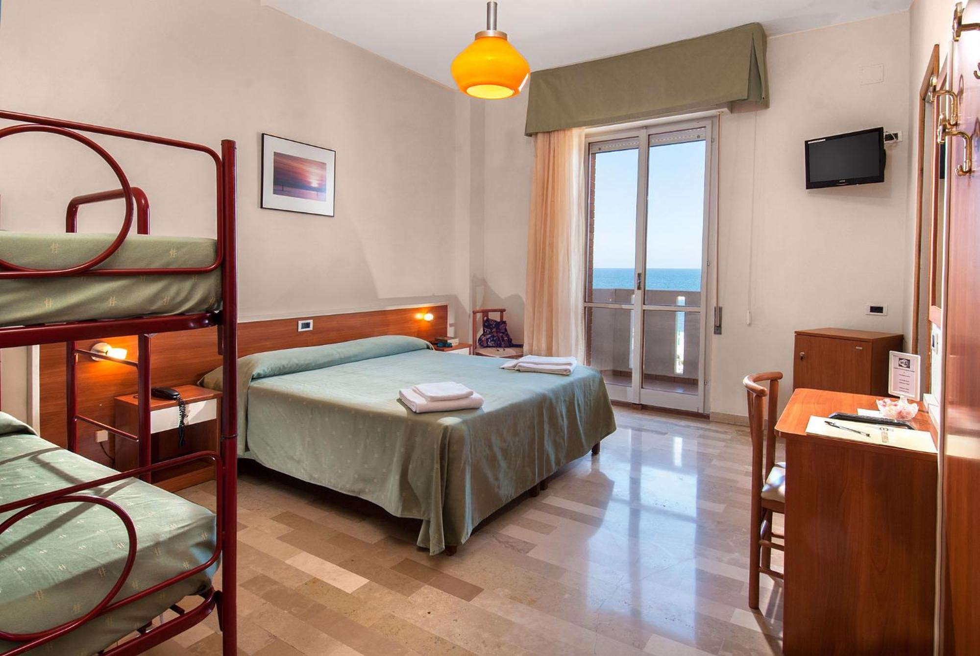 Hotel Continental Фано Номер фото